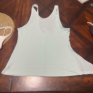 Athleta Workout Tank with removable sports Bra.